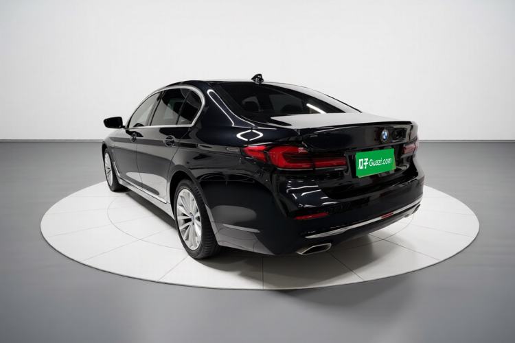 Used BMW 5 Series 2021 525Li Luxury Package Rear Left 45 Deg
