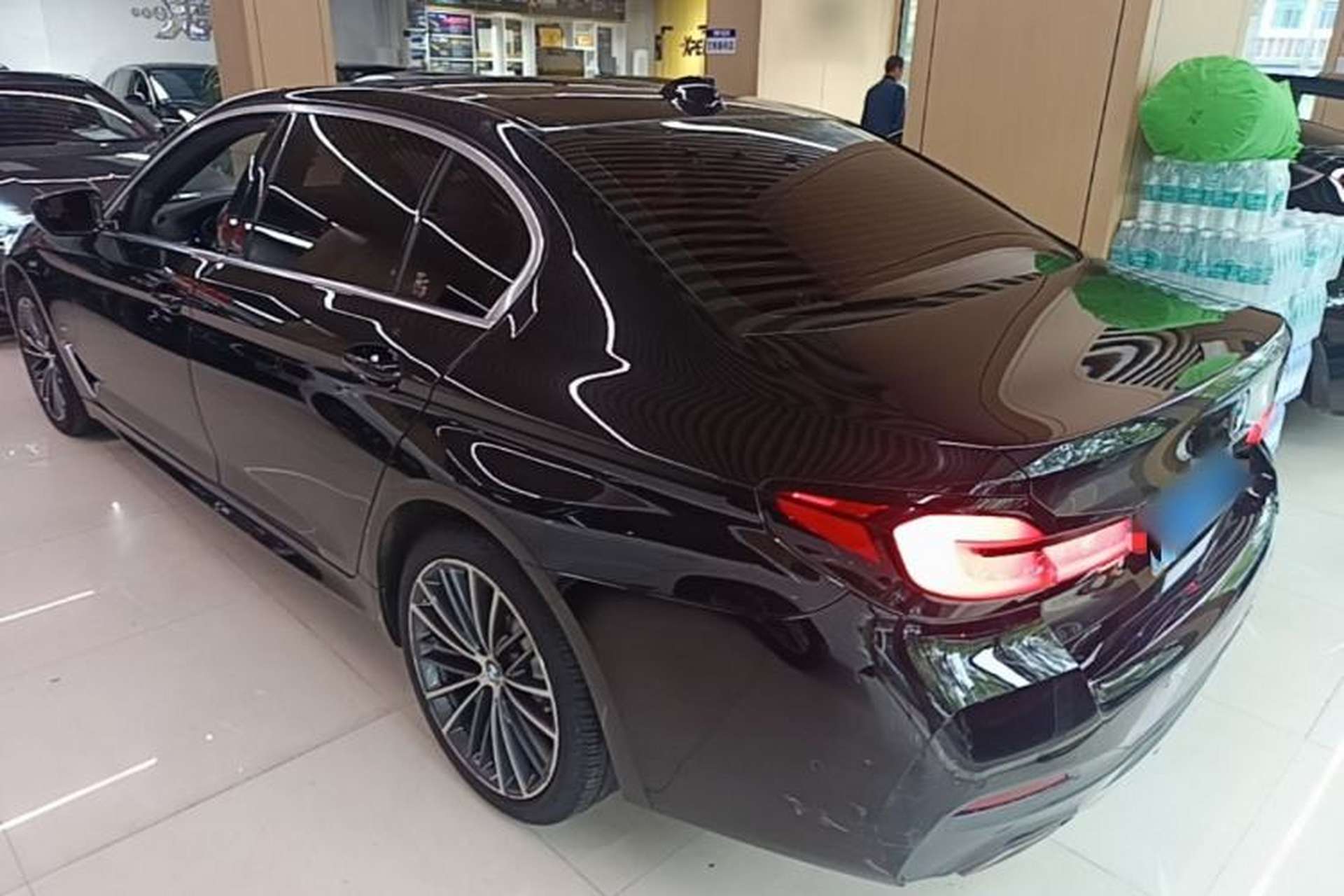 Used BMW 5 Series 2021 530Li Leading Model M Sport Package Rear Left 45 Deg