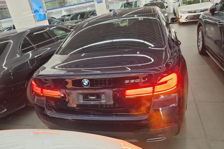 Used BMW 5 Series 2021 525Li M Sport Package Rear