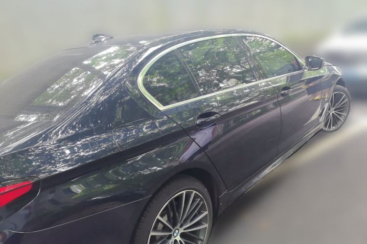 Used BMW 5 Series 2021 530Li Leading Model M Sport Package Rear Right 45 Deg
