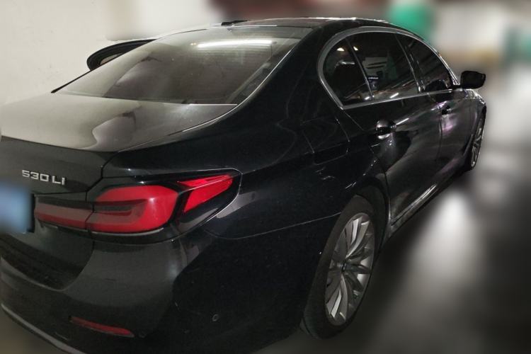 Used BMW 5 Series 2021 530Li Luxury Edition Premium Package Rear Right 45 Deg