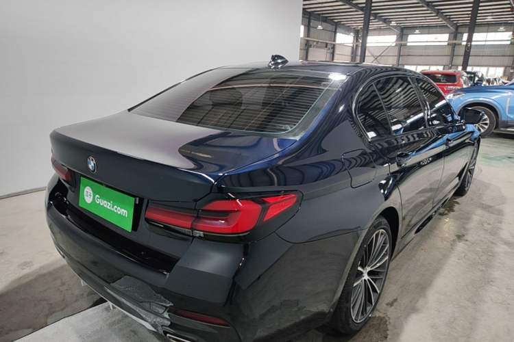 Used BMW 5 Series 2021 530Li Leading Model M Sport Package Rear Right 45 Deg