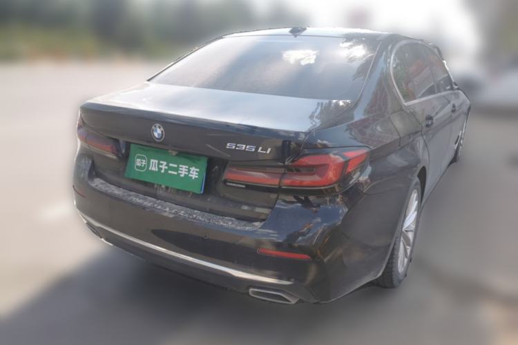 Used BMW 5 Series 2021 525Li Luxury Package Rear Right 45 Deg
