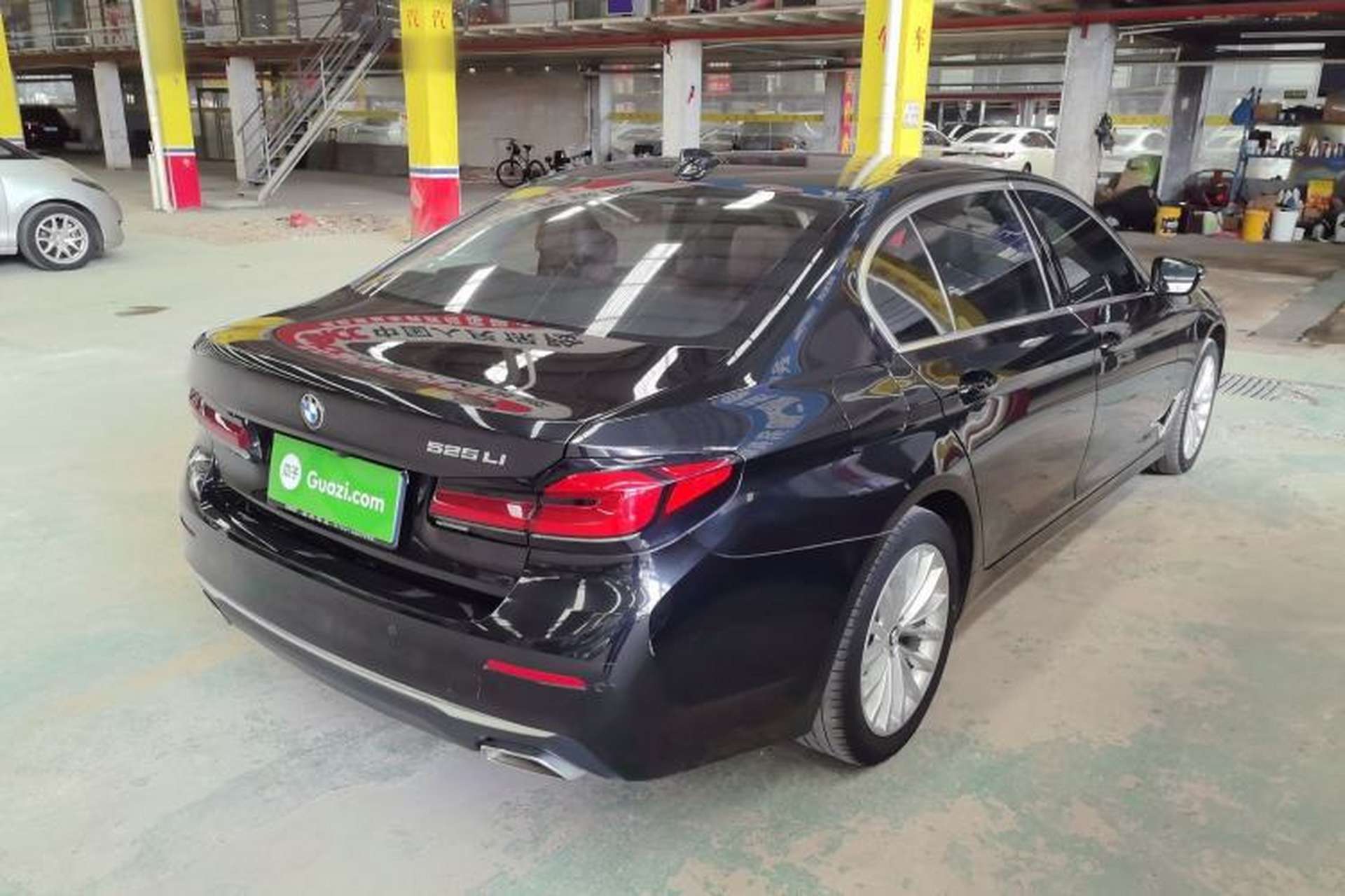 Used BMW 5 Series 2021 525Li Luxury Package Rear Right 45 Deg