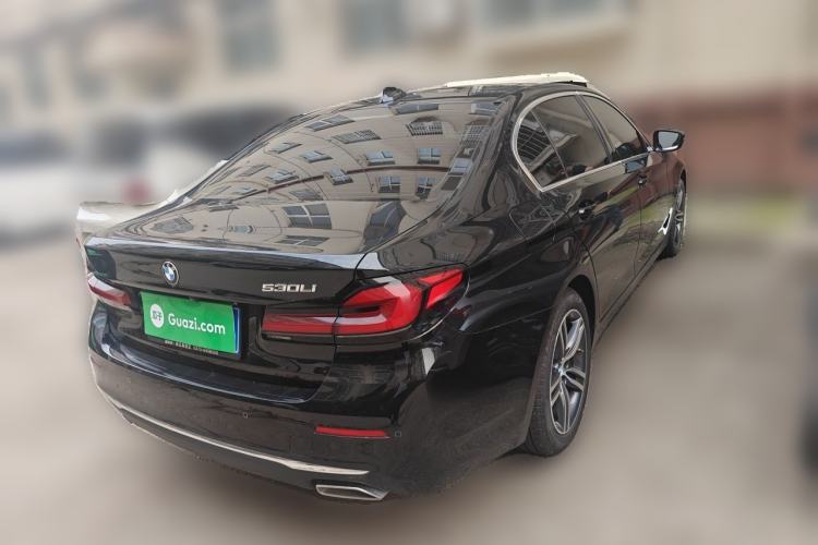 Used BMW 5 Series 2021 530Li Leading Luxury Package Rear Right 45 Deg