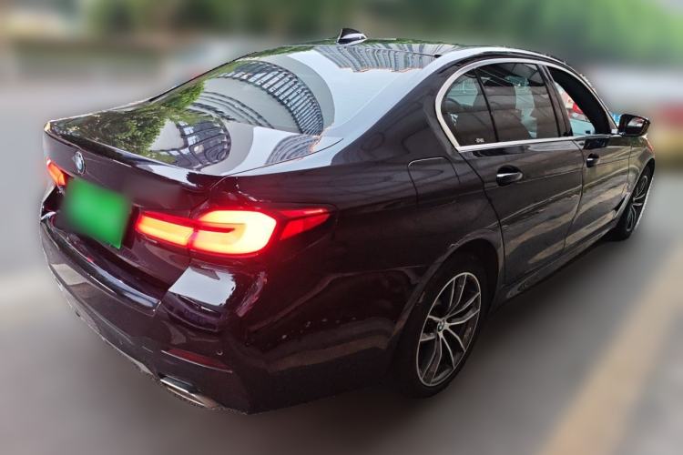 Used BMW 5 Series 2021 Facelifted 525Li M Sport Package Rear Right 45 Deg