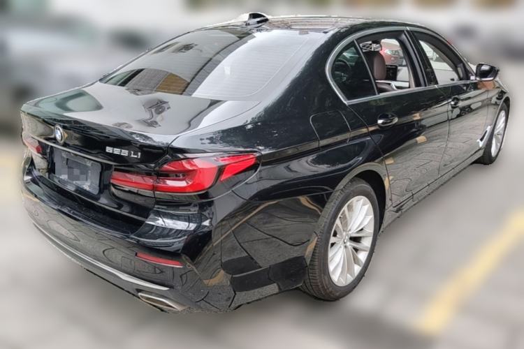 Used BMW 5 Series 2021 525Li Luxury Package Rear Right 45 Deg