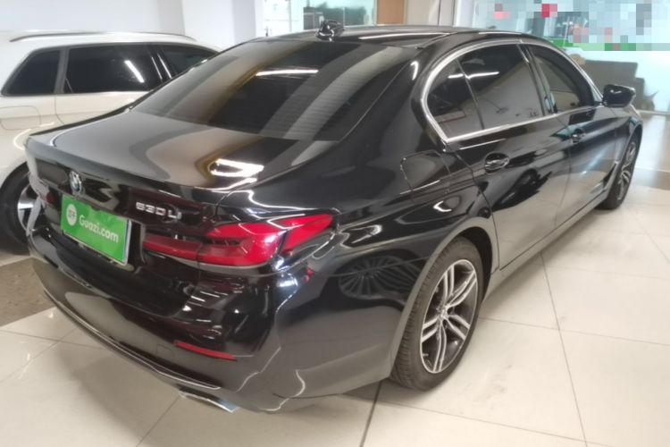 Used BMW 5 Series 2021 530Li Leading Luxury Package Rear Right 45 Deg