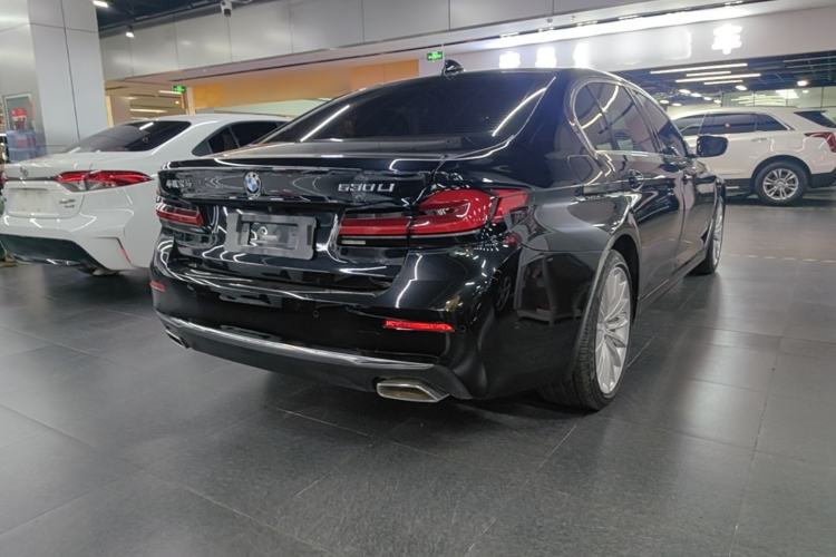 Used BMW 5 Series 2021 Updated 530Li Luxury Package Premium Edition Rear Right 45 Deg