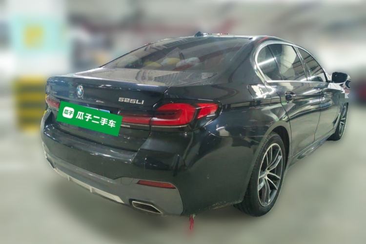Used BMW 5 Series 2021 525Li M Sport Package Rear Right 45 Deg