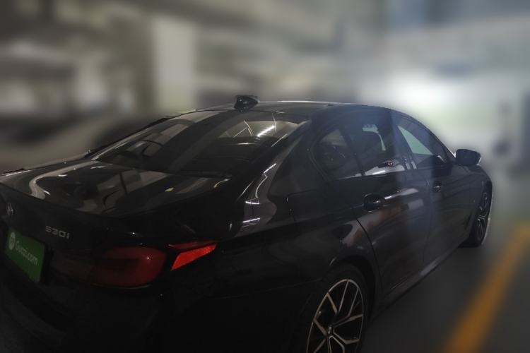 Used BMW 5 Series 2021 530i M Sport Package Rear Right 45 Deg