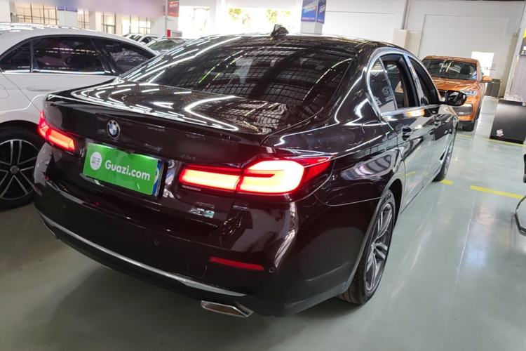 Used BMW 5 Series 2021 530Li Leading Luxury Package Rear Right 45 Deg
