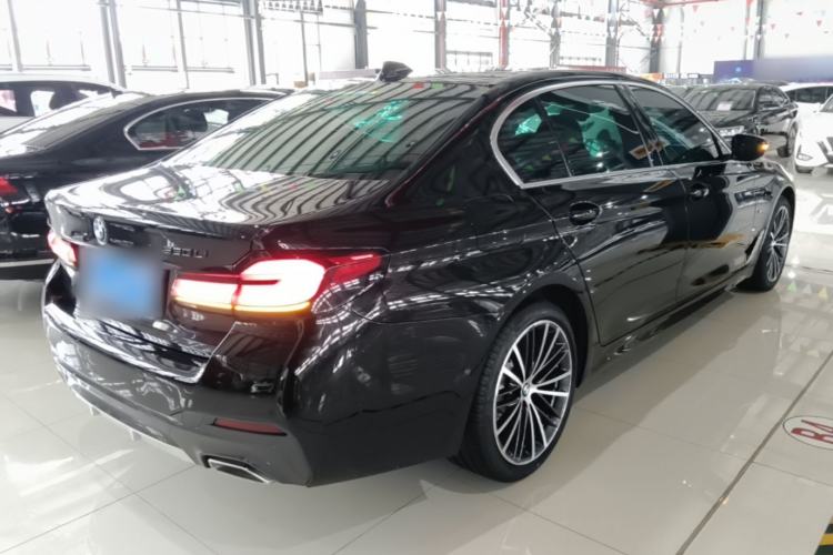 Used BMW 5 Series 2021 530Li Leading Model M Sport Package Rear Right 45 Deg