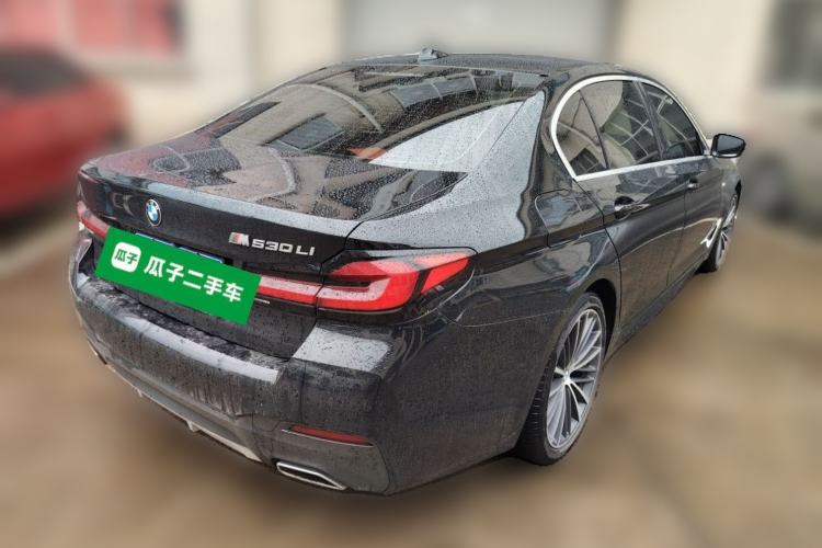 Used BMW 5 Series 2021 530Li Leading Model M Sport Package Rear Right 45 Deg