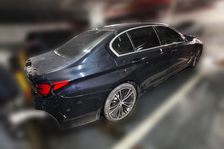 Used BMW 5 Series 2021 Facelifted 530Li Leading Edition M Sport Package Rear Right 45 Deg