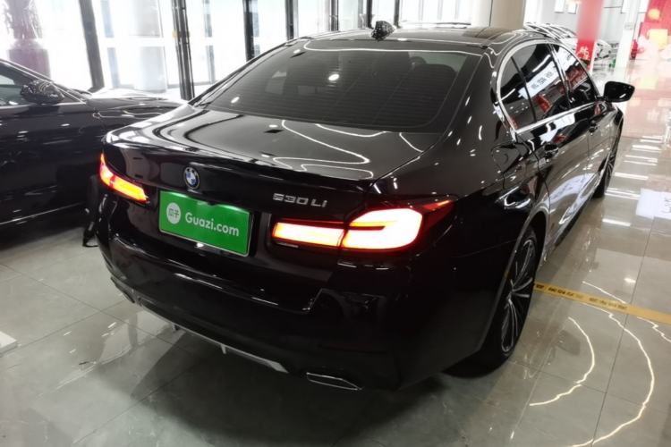 Used BMW 5 Series 2021 Facelifted 530Li Leading Edition M Sport Package Rear Right 45 Deg