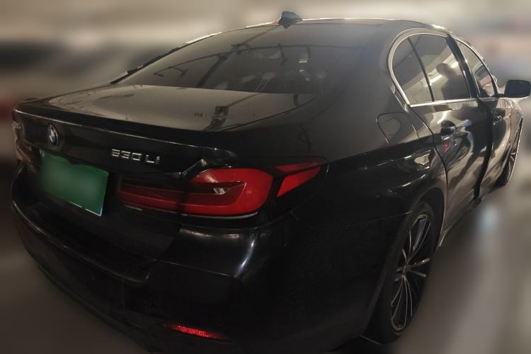 Used BMW 5 Series 2021 530Li Leading Model M Sport Package Rear Right 45 Deg