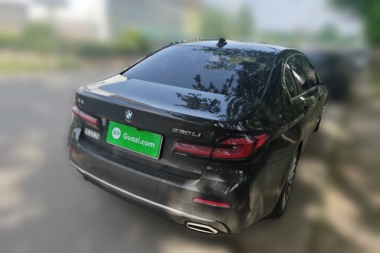 Used BMW 5 Series 2021 525Li Luxury Package Rear Right 45 Deg