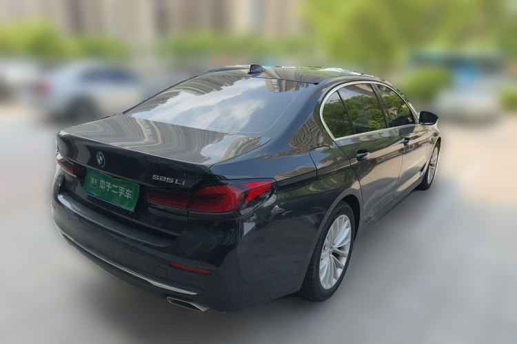 Used BMW 5 Series 2021 Updated Version 525Li Luxury Package Rear Right 45 Deg