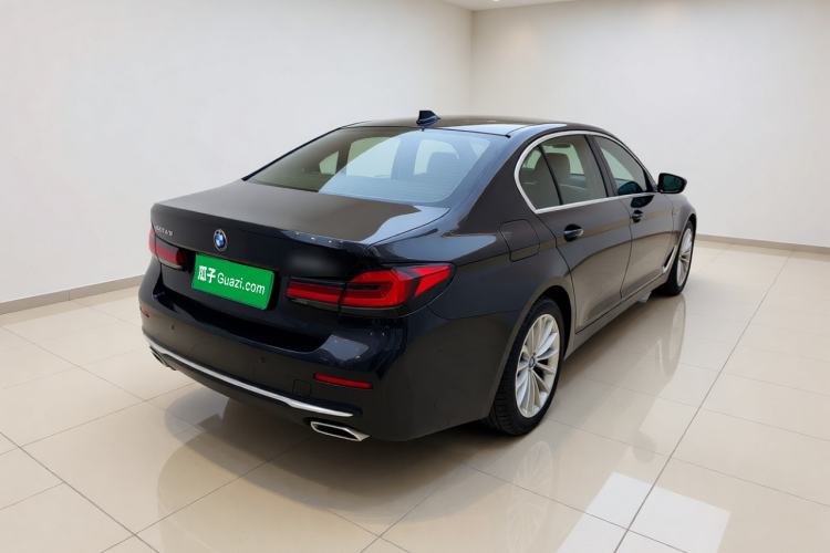 Used BMW 5 Series 2021 Updated Version 525Li Luxury Package Rear Right 45 Deg