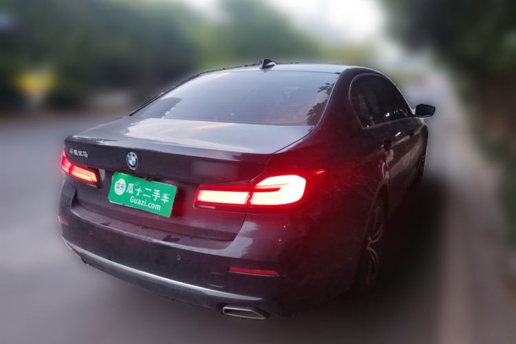 Used BMW 5 Series 2021 530Li Leading Luxury Package Rear Right 45 Deg