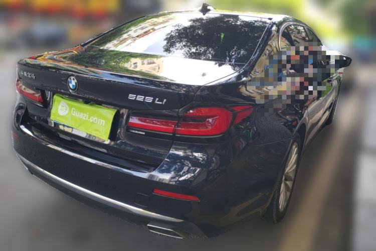 Used BMW 5 Series 2021 525Li Luxury Package Rear Right 45 Deg