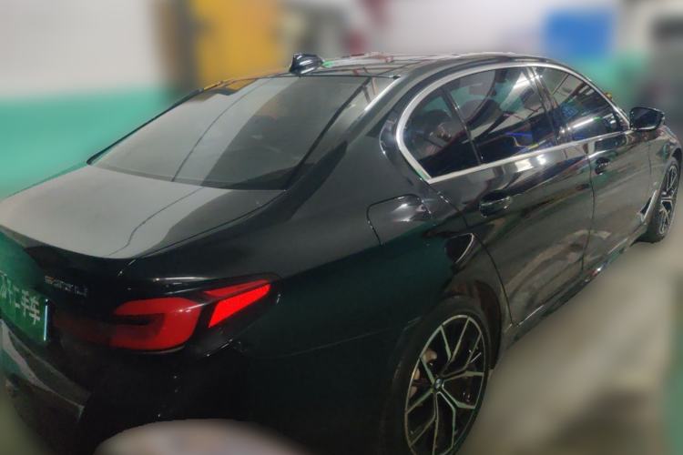 Used BMW 5 Series 2021 530Li Luxury Edition M Sport Package Rear Right 45 Deg