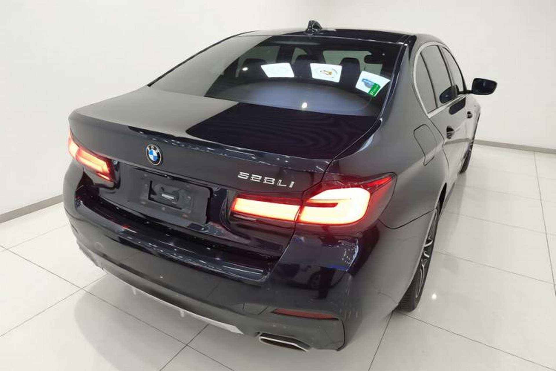 Used BMW 5 Series 2021 525Li M Sport Package Rear Right 45 Deg
