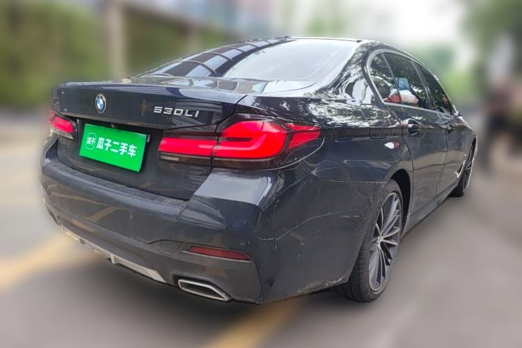 Used BMW 5 Series 2021 Facelifted 530Li Leading Edition M Sport Package Rear Right 45 Deg