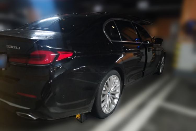 Used BMW 5 Series 2021 530Li Luxury Edition Premium Package Rear Right 45 Deg