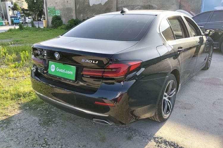 Used BMW 5 Series 2021 530Li Leading Luxury Package Rear Right 45 Deg