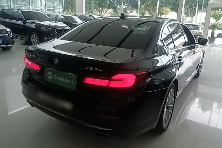 Used BMW 5 Series 2021 Updated Version 525Li Luxury Package Rear Right 45 Deg