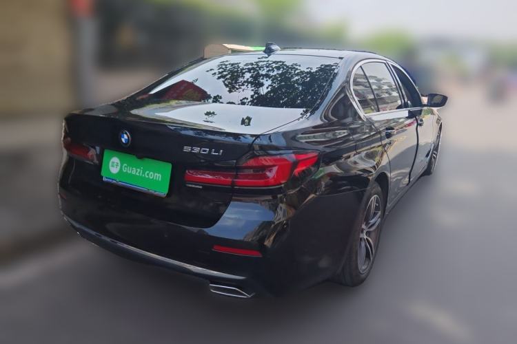Used BMW 5 Series 2021 530Li Leading Luxury Package Rear Right 45 Deg
