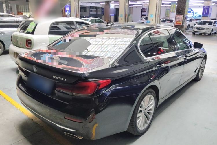 Used BMW 5 Series 2021 Updated Version 525Li Luxury Package Rear Right 45 Deg