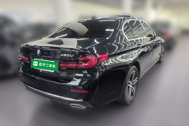 Used BMW 5 Series 2021 530Li Leading Luxury Package Rear Right 45 Deg