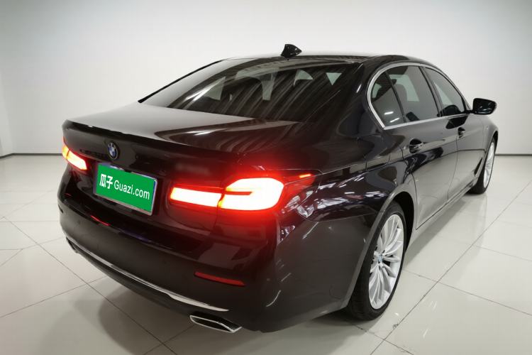 Used BMW 5 Series 2021 530Li Luxury Edition Premium Package Rear Right 45 Deg