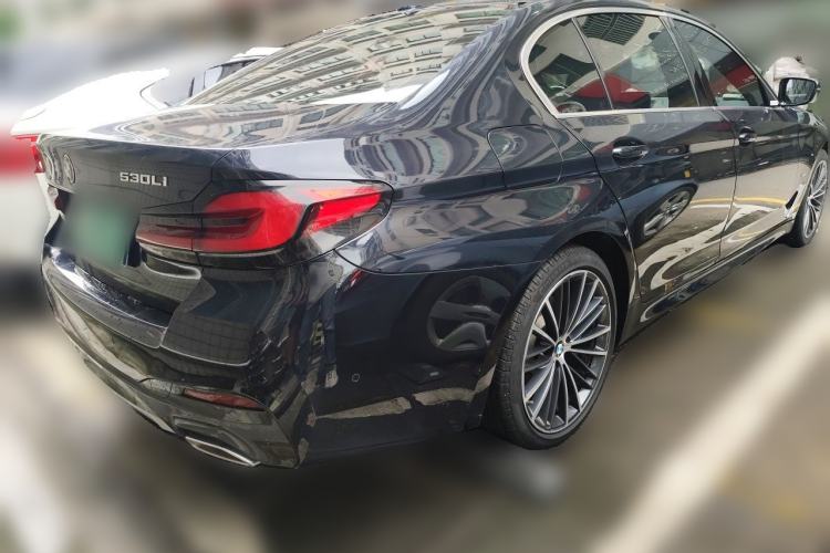 Used BMW 5 Series 2021 530Li Leading Model M Sport Package Rear Right 45 Deg