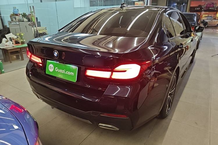 Used BMW 5 Series 2021 530Li Leading Model M Sport Package Rear Right 45 Deg