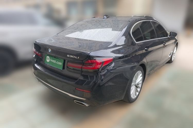 Used BMW 5 Series 2021 Updated Version 525Li Luxury Package Rear Right 45 Deg