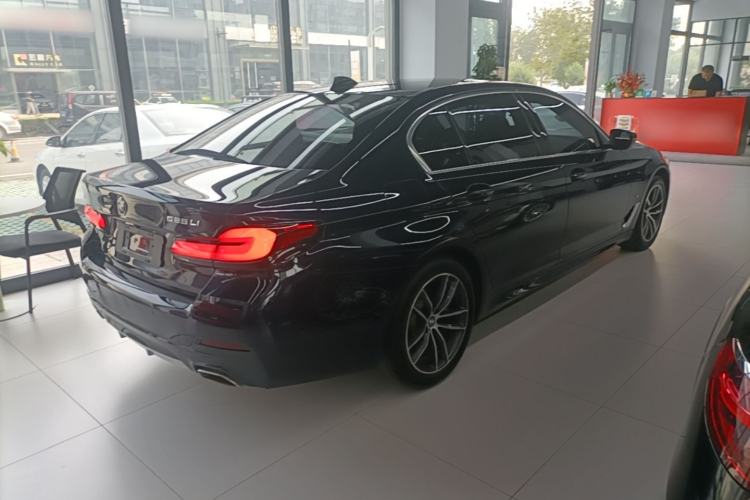 Used BMW 5 Series 2021 525Li M Sport Package Rear Right 45 Deg