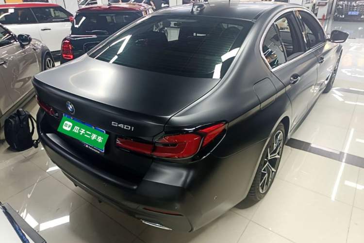 Used BMW 5 Series 2021 540i Sport Line M Sport Package Rear Right 45 Deg