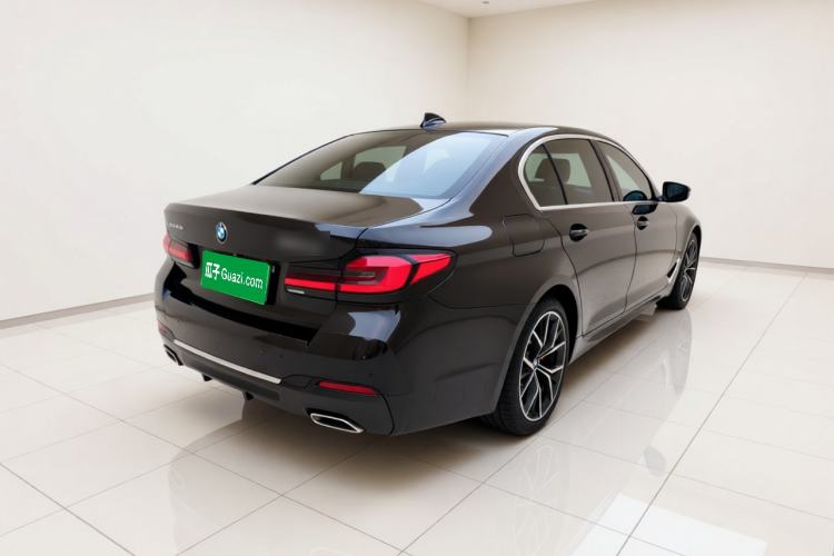 Used BMW 5 Series 2021 530Li Leading Model M Sport Package Rear Right 45 Deg