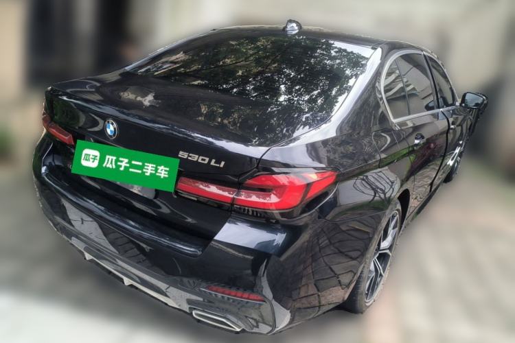 Used BMW 5 Series 2021 530Li Luxury Edition M Sport Package Rear Right 45 Deg