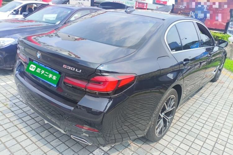 Used BMW 5 Series 2021 530Li Luxury Edition M Sport Package Rear Right 45 Deg
