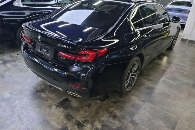 Used BMW 5 Series 2021 525Li M Sport Package Rear Right 45 Deg