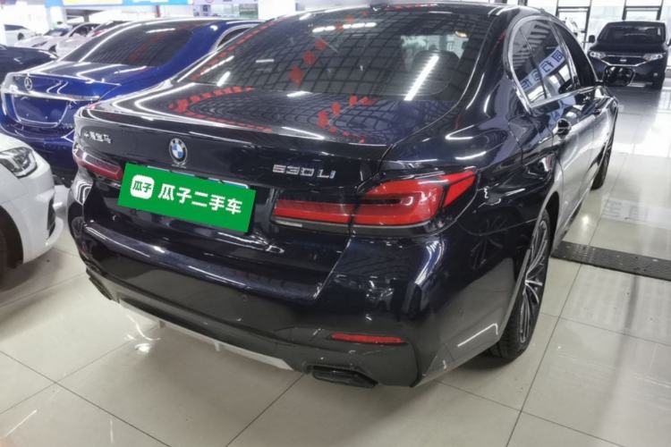 Used BMW 5 Series 2021 530Li Leading Model M Sport Package Rear Right 45 Deg