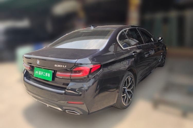 Used BMW 5 Series 2021 530Li Luxury Edition M Sport Package Rear Right 45 Deg