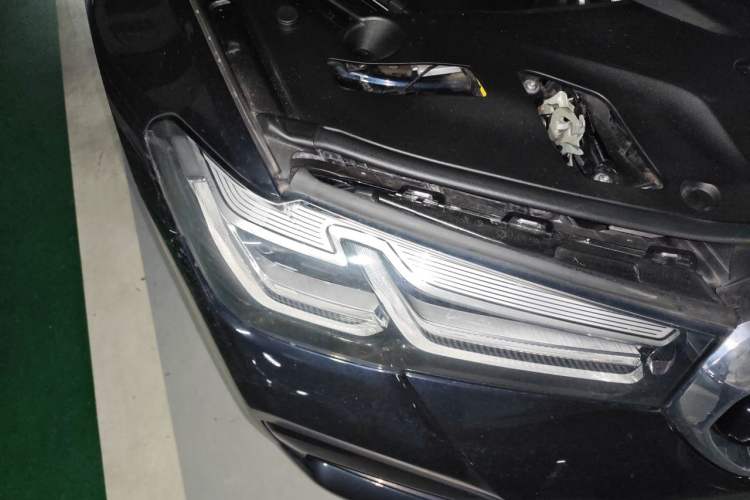 Used BMW 5 Series 2021 525Li M Sport Package Right Front Headlight