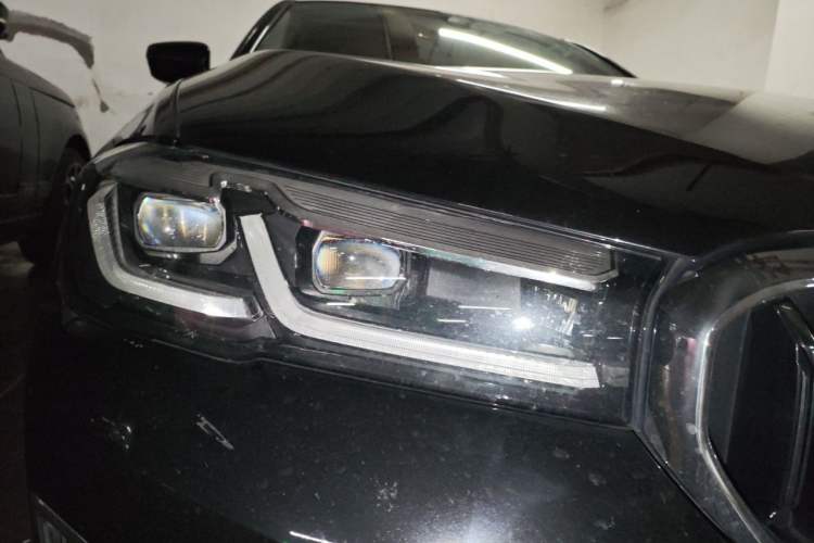 Used BMW 5 Series 2021 530Li Luxury Edition Premium Package Right Front Headlight