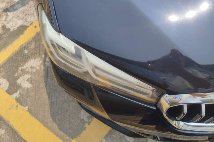 Used BMW 5 Series 2021 530Li Luxury Edition M Sport Package Right Front Headlight